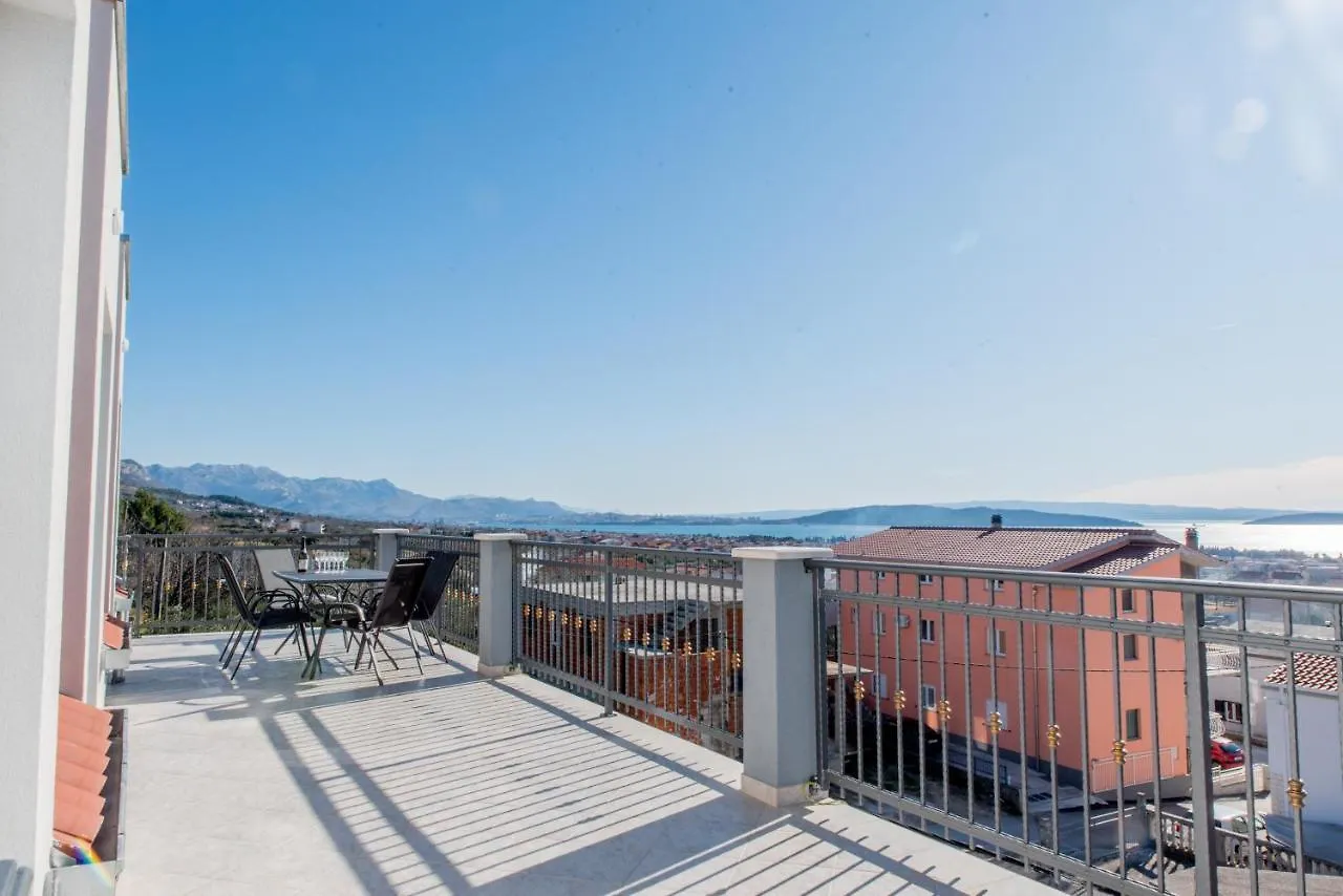 Apartments Zilic Kastel Stari