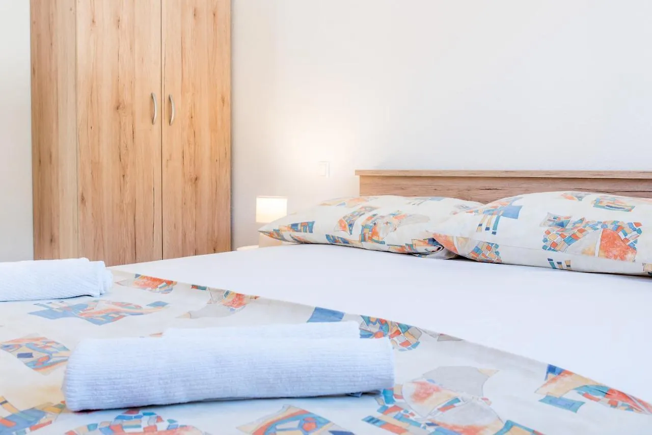 Apartments Zilic Kastel Stari