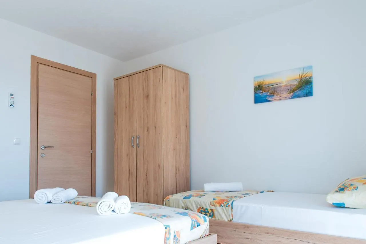 Apartments Zilic Kastel Stari